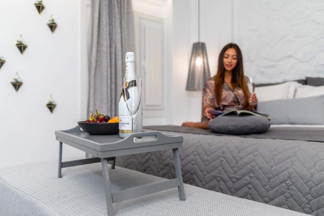 El_Puerto Luxury Port Suites Naxos City Экстерьер фото